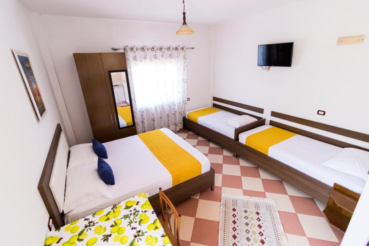 Vila Toskaj Vlorë Exterior foto